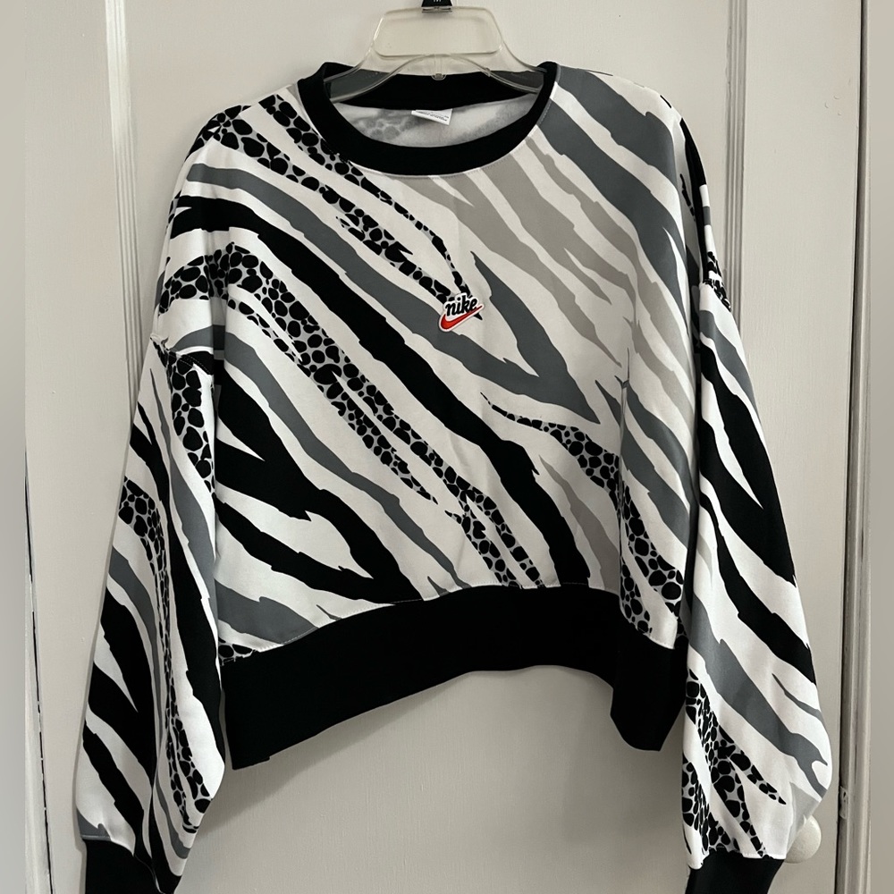 Nike crop sweater